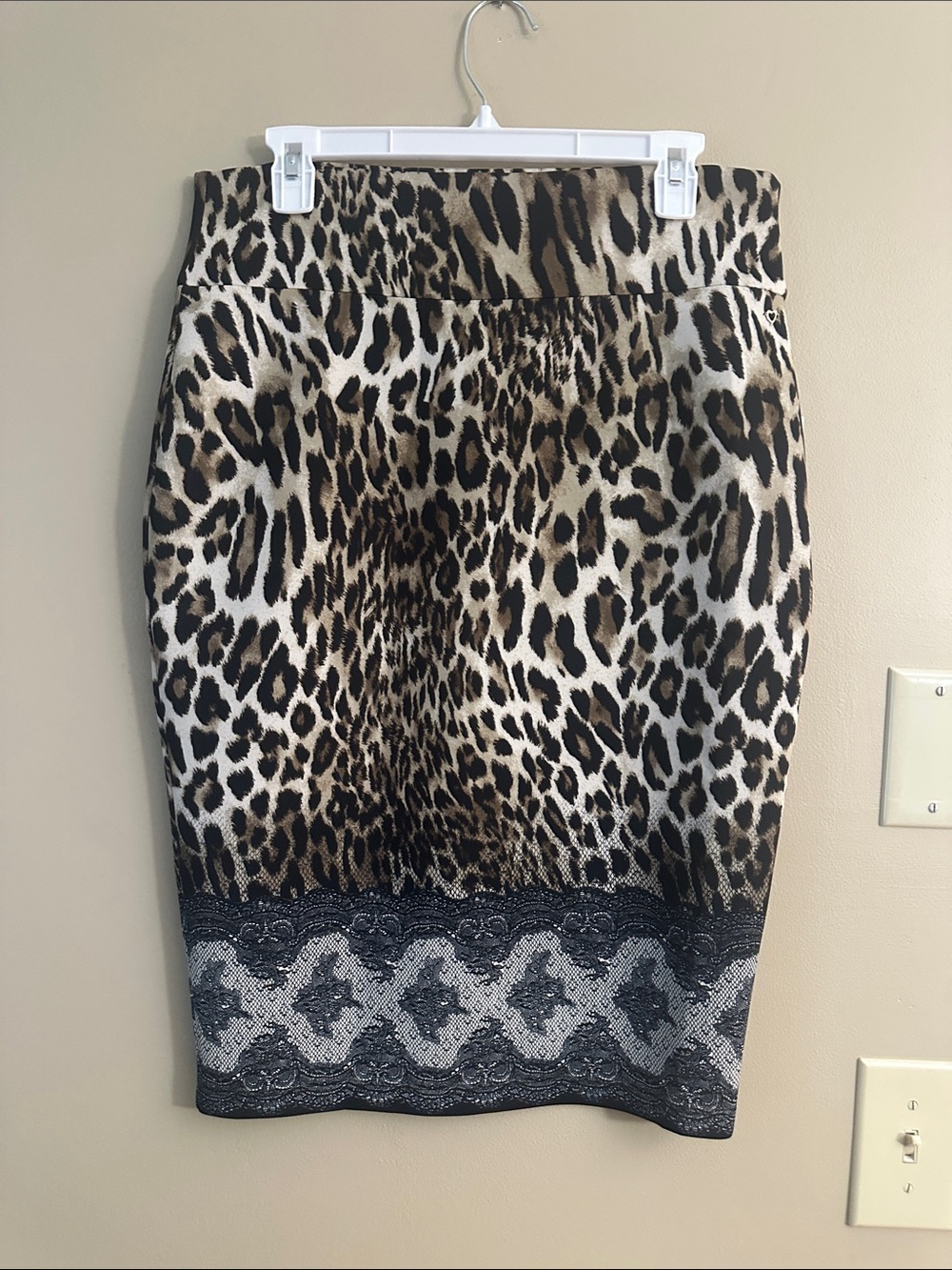 Thalia Sodi Leopard Print Pencil Skirt with Black Contrast Hem